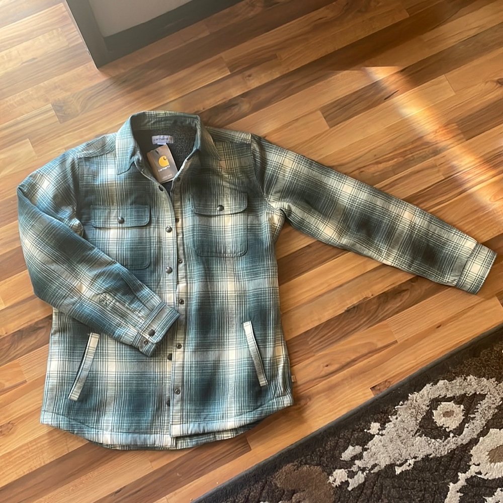 New sherpa lined womens Carhartt shacket medium 8/10